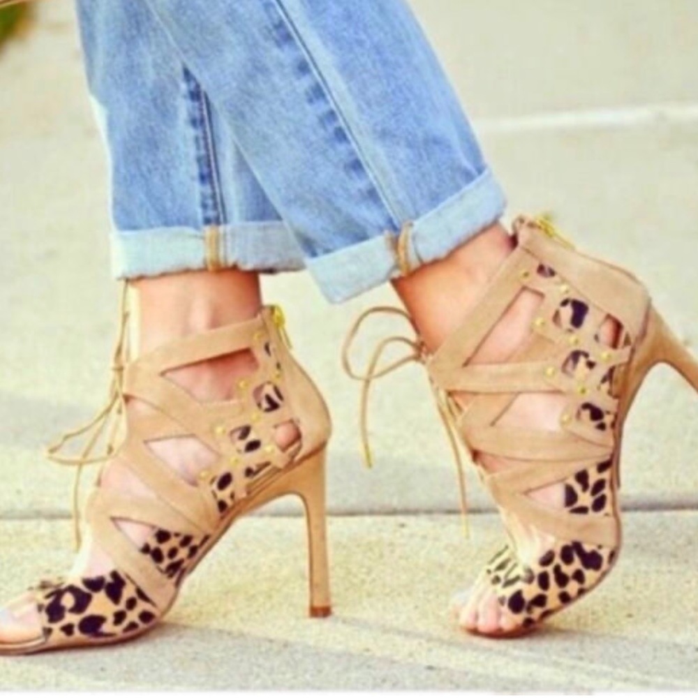 Dolce Vita Leopard Print Cutout Lace Up Heels Sz 8.5